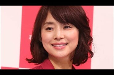 石田ゆり子、真っ白な美脚がチラ見えするストレッチ姿にファン「かわいすぎる」