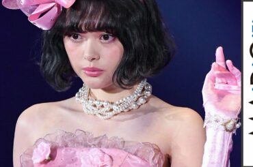 まるでお人形？玉城ティナ＆トリンドル玲奈、ガーリードレスで魅了　「Maison de FLEUR」ステージ　「TGC2017S／S」