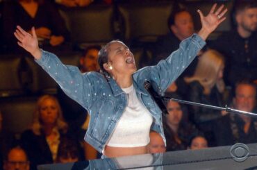 Alicia Keys - Underdog | 2020 GRAMMYs Live Performance