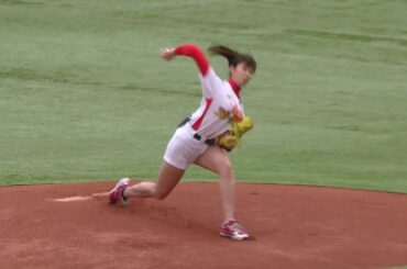 神ピッチング 稲村亜美 awesome baseball pitches video awesome Japanese cute girl vs NPB baseball player