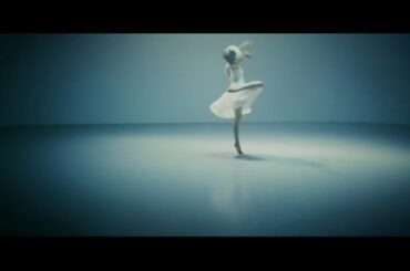 Sia 『アライヴ feat. 土屋太鳳 / Alive feat. Tao Tsuchiya』