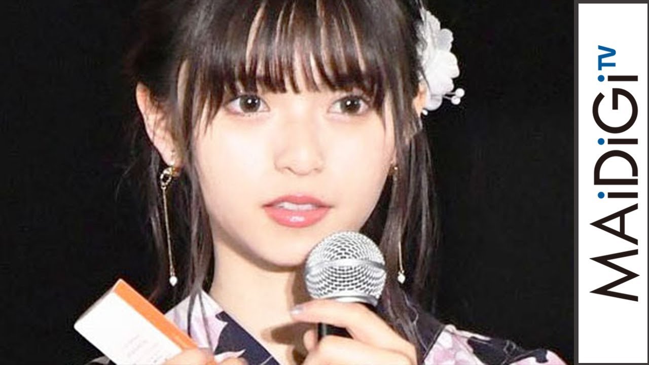 乃木坂46齋藤飛鳥の 可愛さ に松岡茉優もメロメロ 首のほくろ発見され照れ笑い ガールズアワード 19 Spring Summe Tkhunt