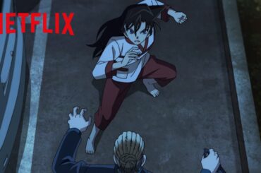 蘭、黒ずくめの組織のメンバーを追う | 劇場版『名探偵コナン 黒鉄の魚影（サブマリン）』 | クリップ映像 | Netflix Japan