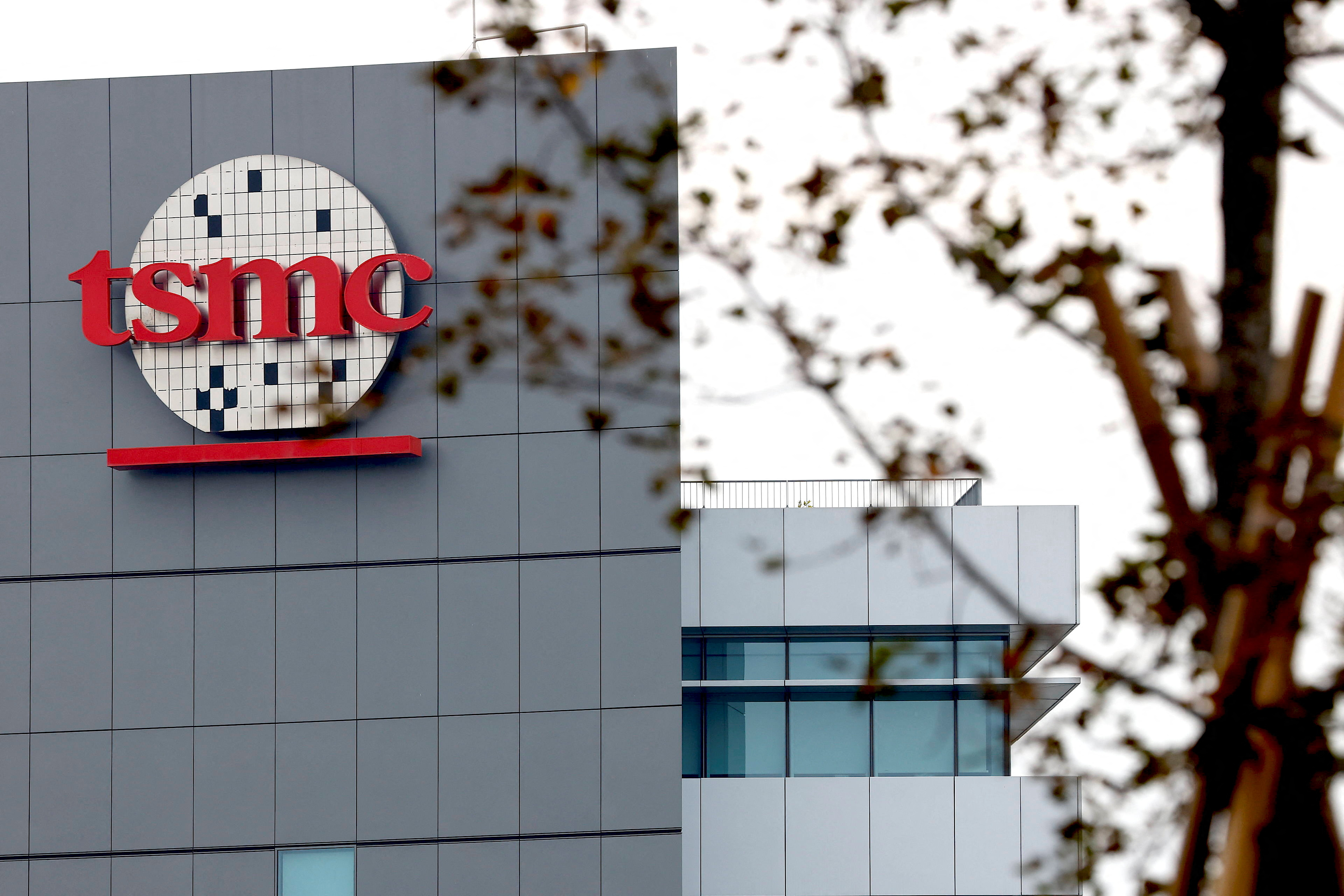 ＴＳＭＣ、自社半導体がファーウェイ製品から発見で関連顧客への出荷停止